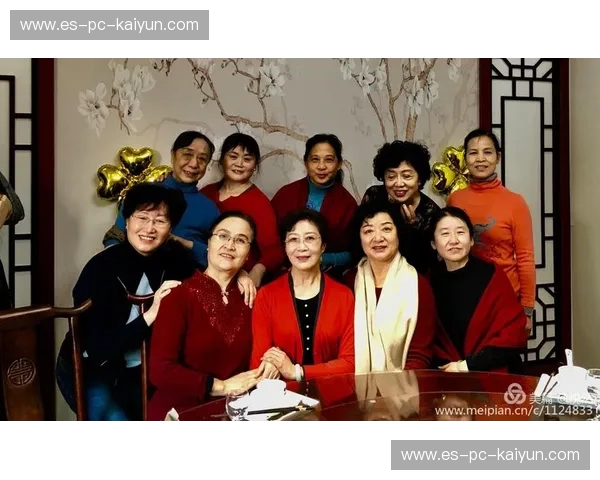 高卢雄鸡的华丽舞步与瓜拉尼战士的铁血防线：法拉盛之巅的足球盛宴